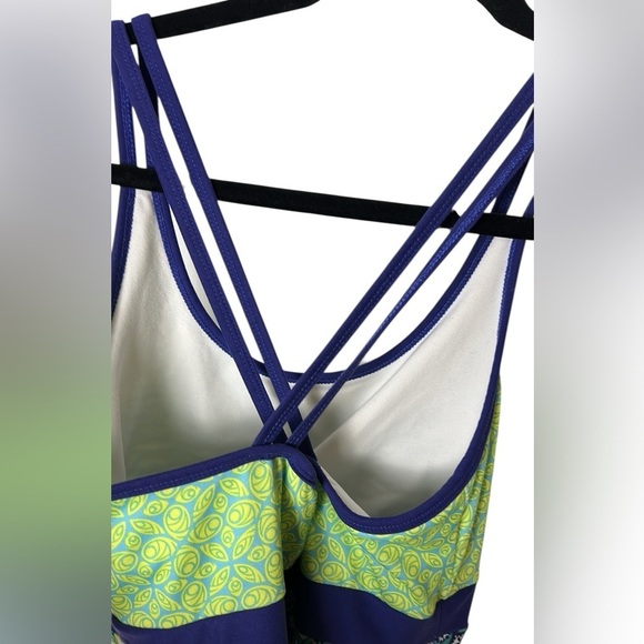 Sport dress, see flaw, colorful,Colorblock, tennis ,athletic sporty, coastal - Picture 6 of 16